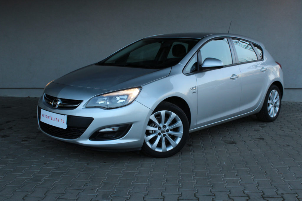 Opel Astra – 1,4T 140 KM benzyna, mały przebieg, dokumentacja, ładnie utrzymany