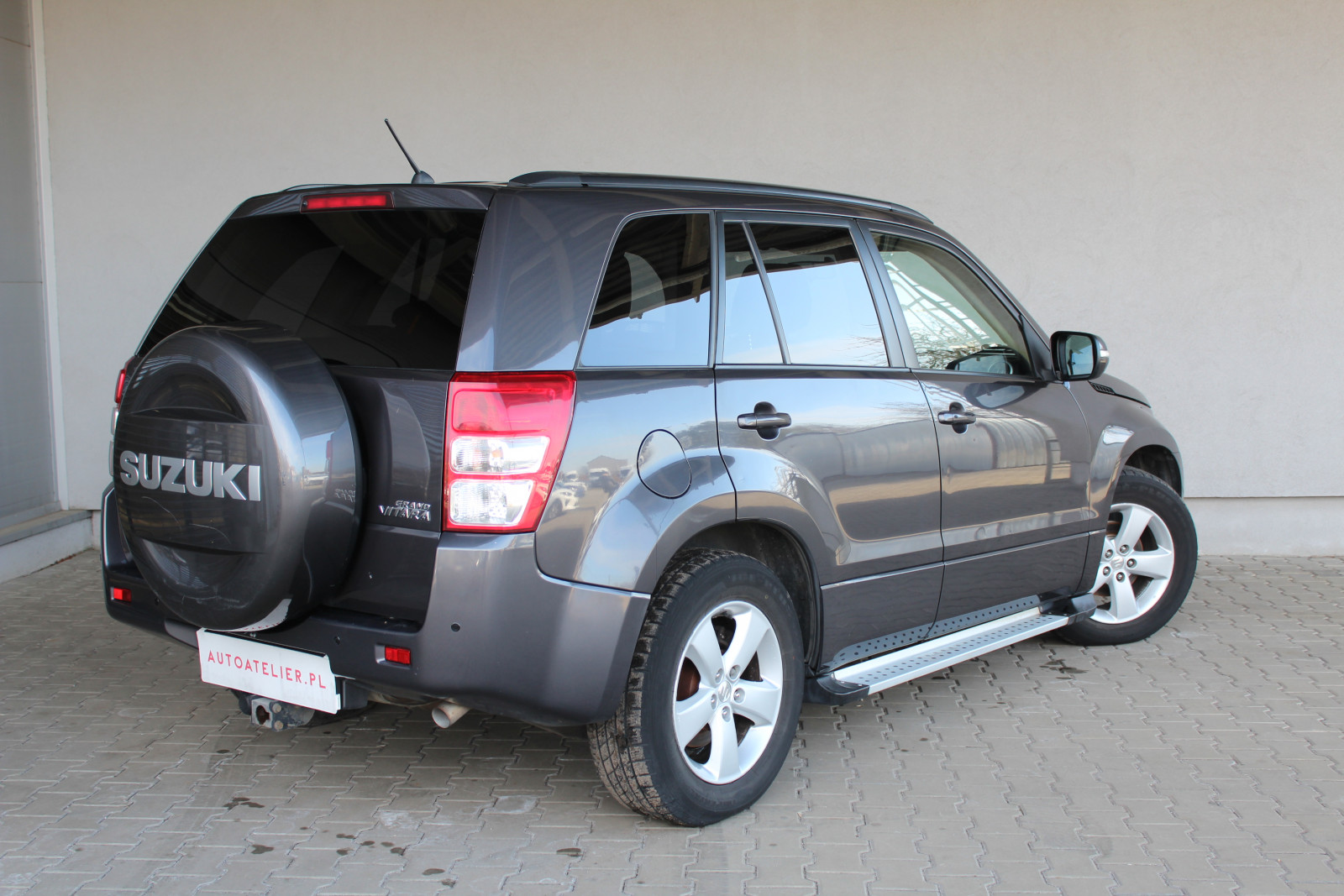 Suzuki Grand Vitara – 1.9/130KM 4×4 , premium , progi ozdobne , FV23%