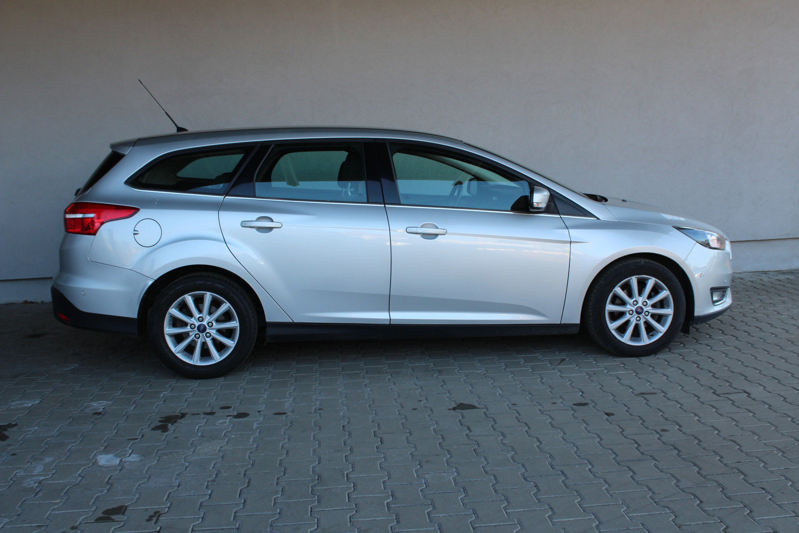 Ford Focus – 1.5/120KM krajowy , duży wyświetlacz , fv23%