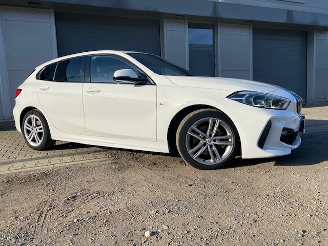 BMW 118 – 1.5/136KM , M SPORT ,kamera , krajowy , serwisowany , FV23%