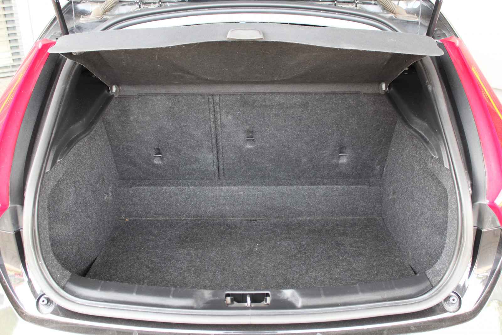 Volvo V40 – 2.0/150KM D3 , blis , kamera cofania , sam parkuje