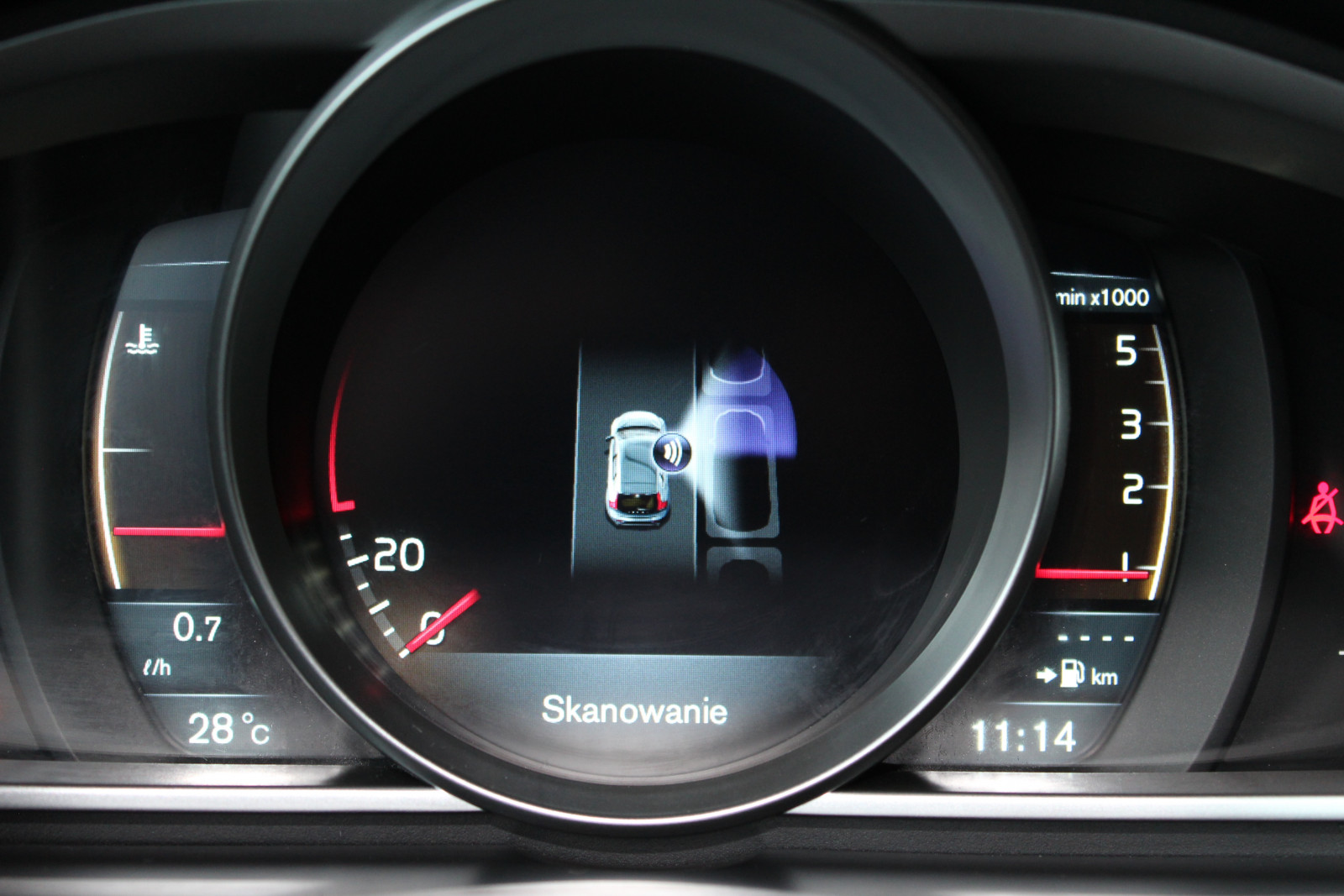 Volvo V40 – 2.0/150KM D3 , blis , kamera cofania , sam parkuje