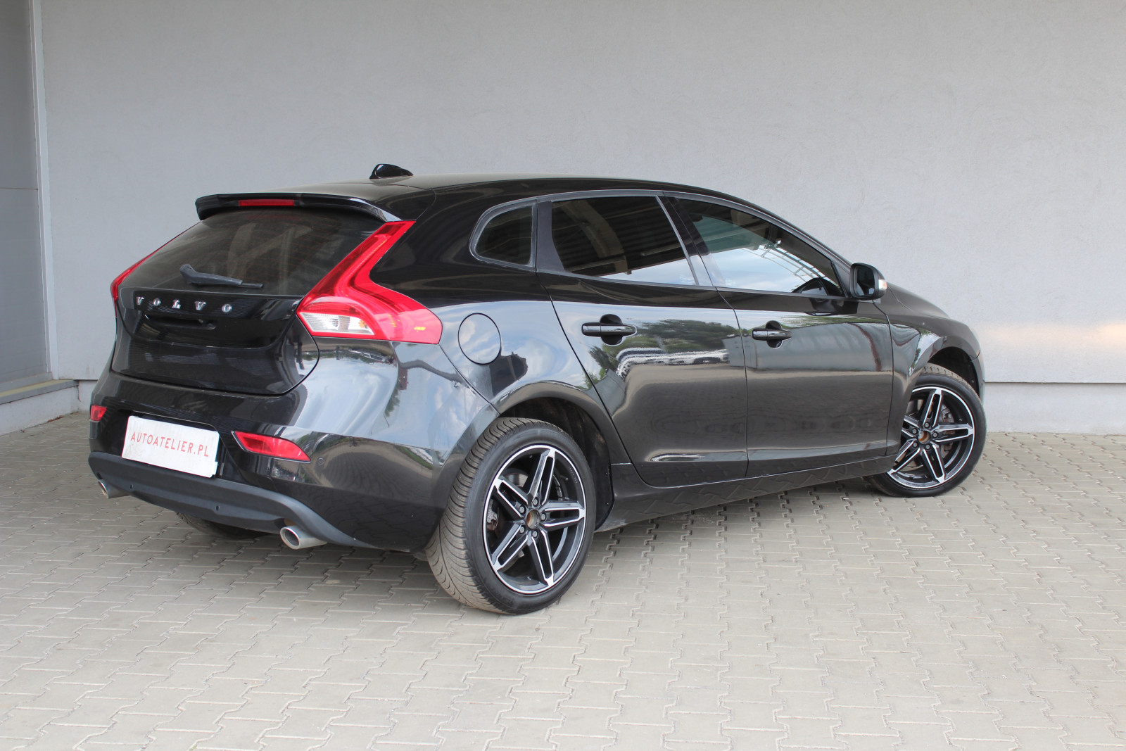 Volvo V40 – 2.0/150KM D3 , blis , kamera cofania , sam parkuje