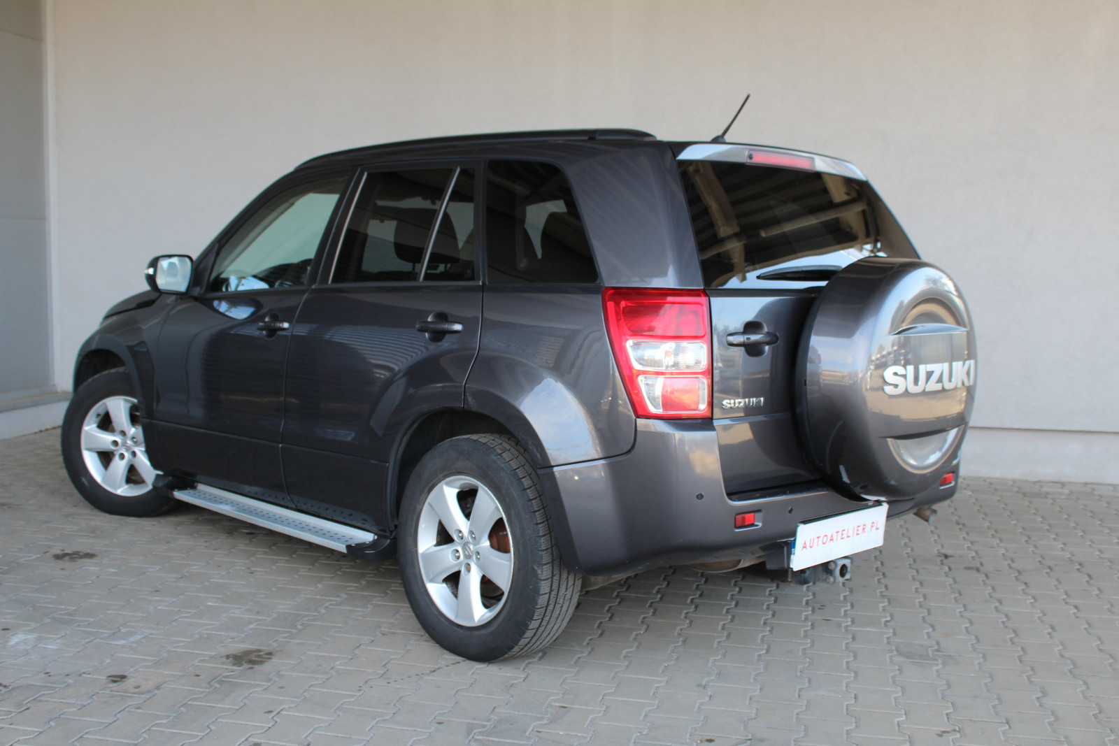 Suzuki Grand Vitara – 1.9/130KM 4×4 , premium , progi ozdobne , FV23%