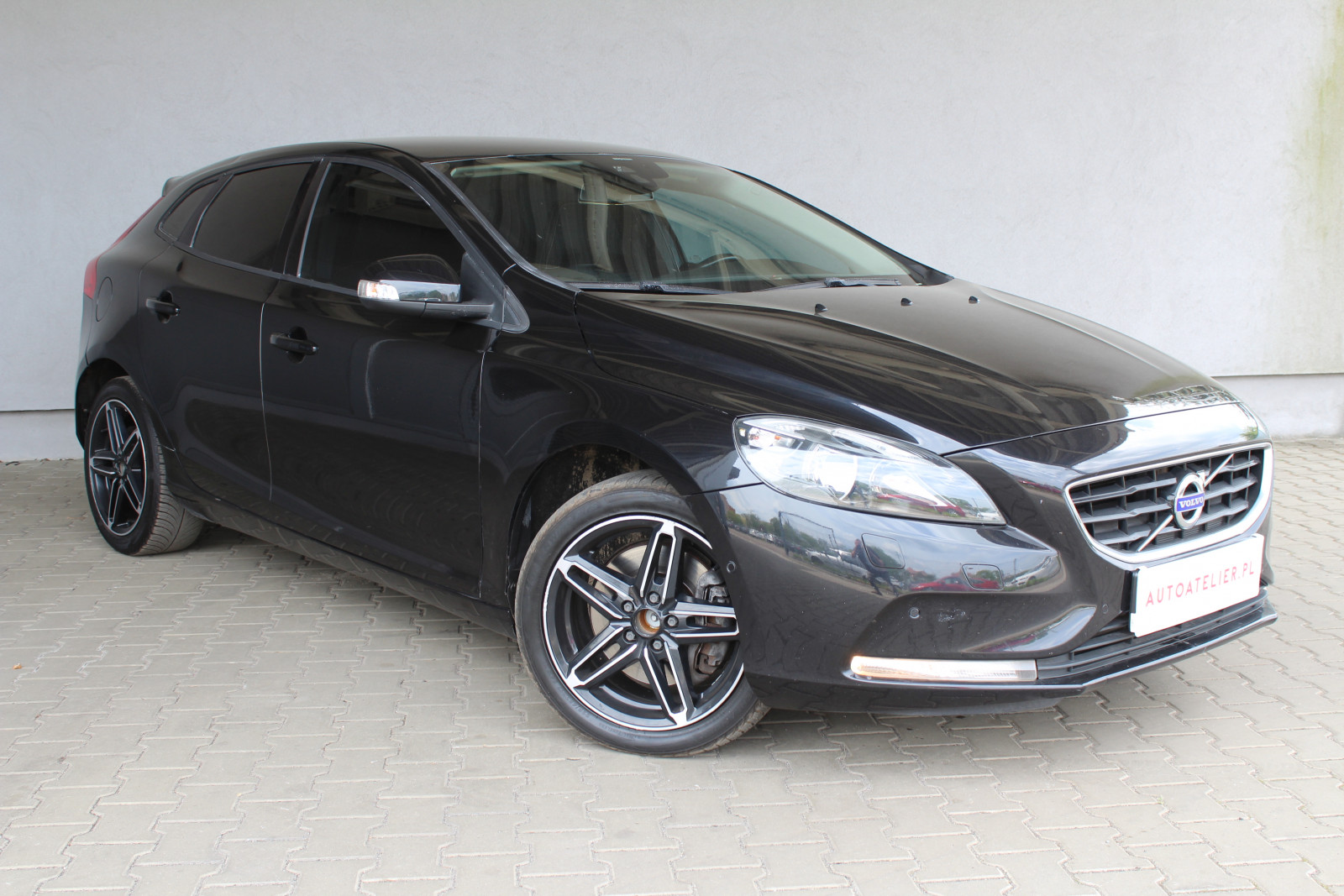 Volvo V40 – 2.0/150KM D3 , blis , kamera cofania , sam parkuje