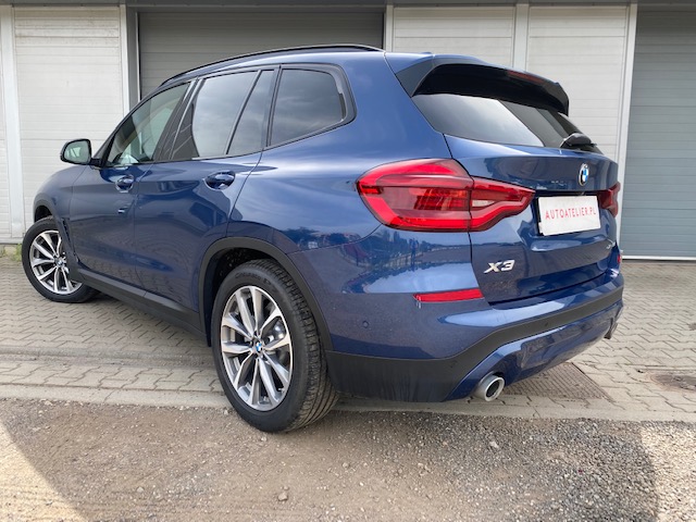 BMW X3 xDrive30i Advantage