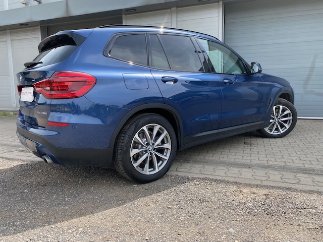 BMW X3 xDrive30i Advantage