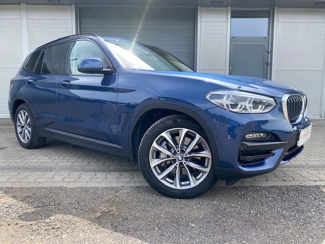 BMW X3 xDrive30i Advantage