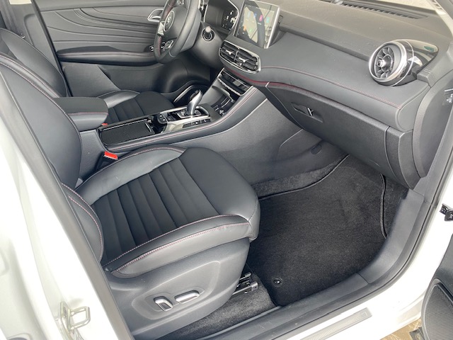 MG HS 1.5 T-GDI Exclusive DCT