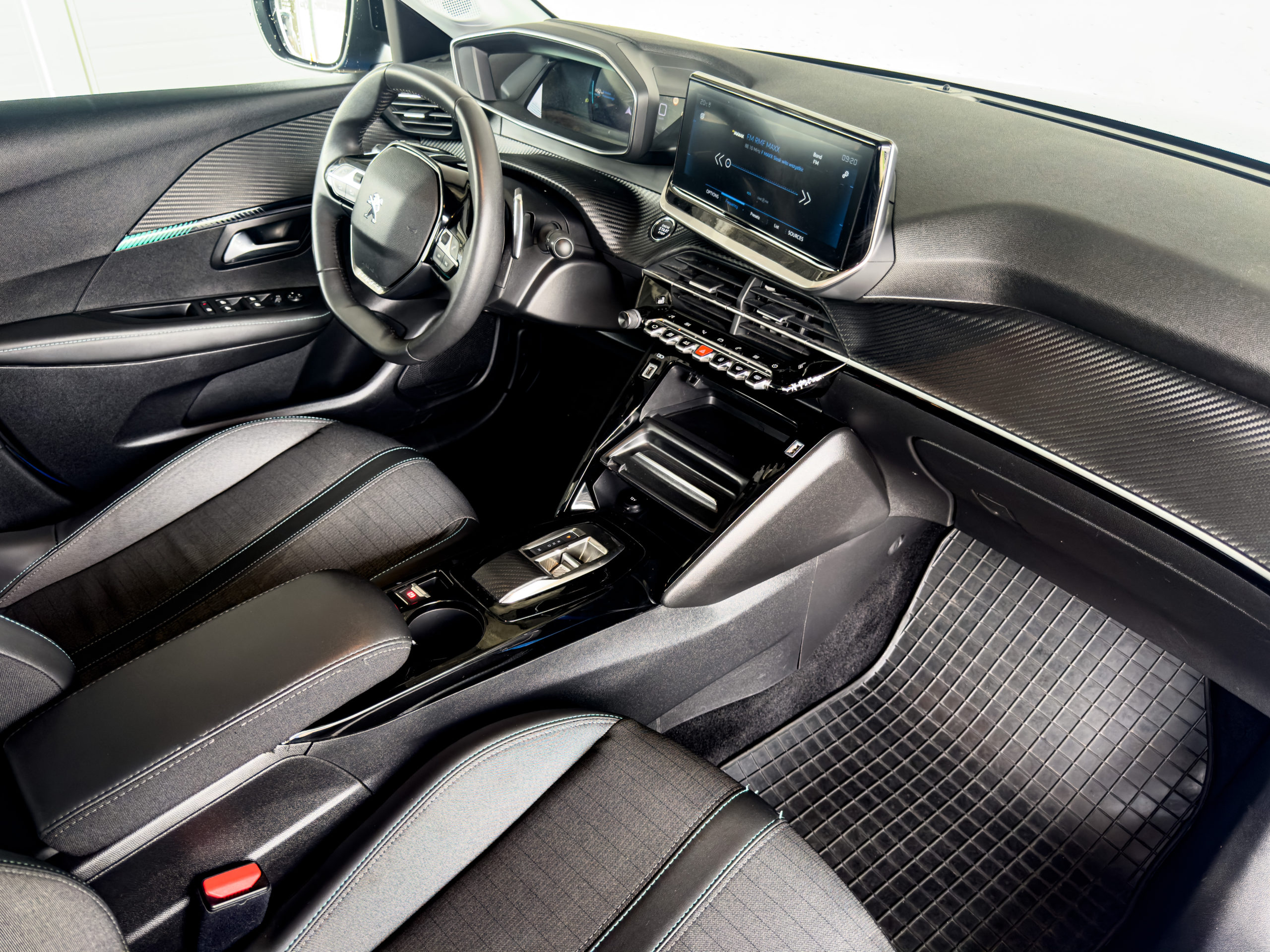 Peugeot 208 1.2 PureTech Allure Pack S&S EAT8