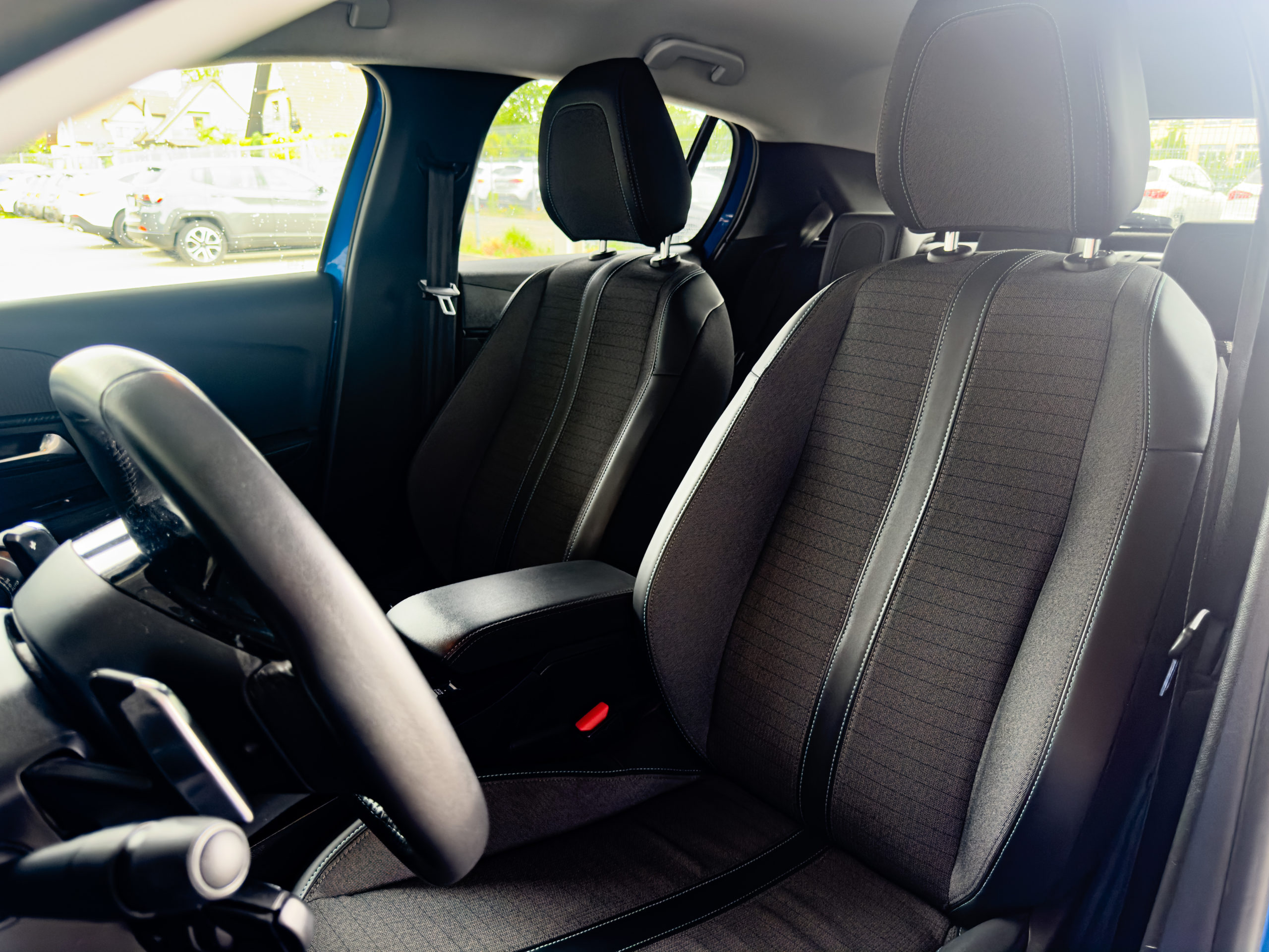 Peugeot 208 1.2 PureTech Allure Pack S&S EAT8