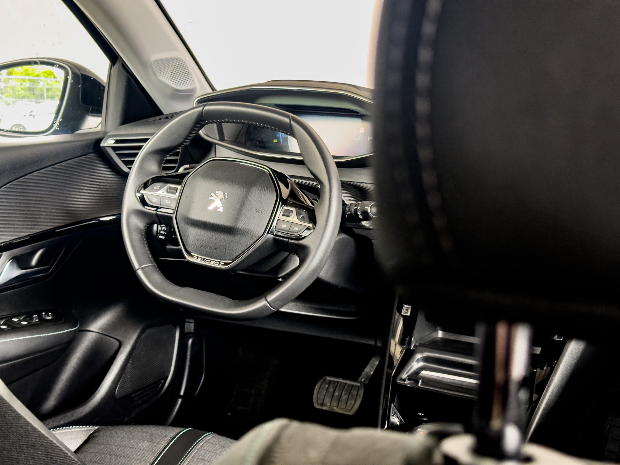 Peugeot 208 1.2 PureTech Allure Pack S&S EAT8