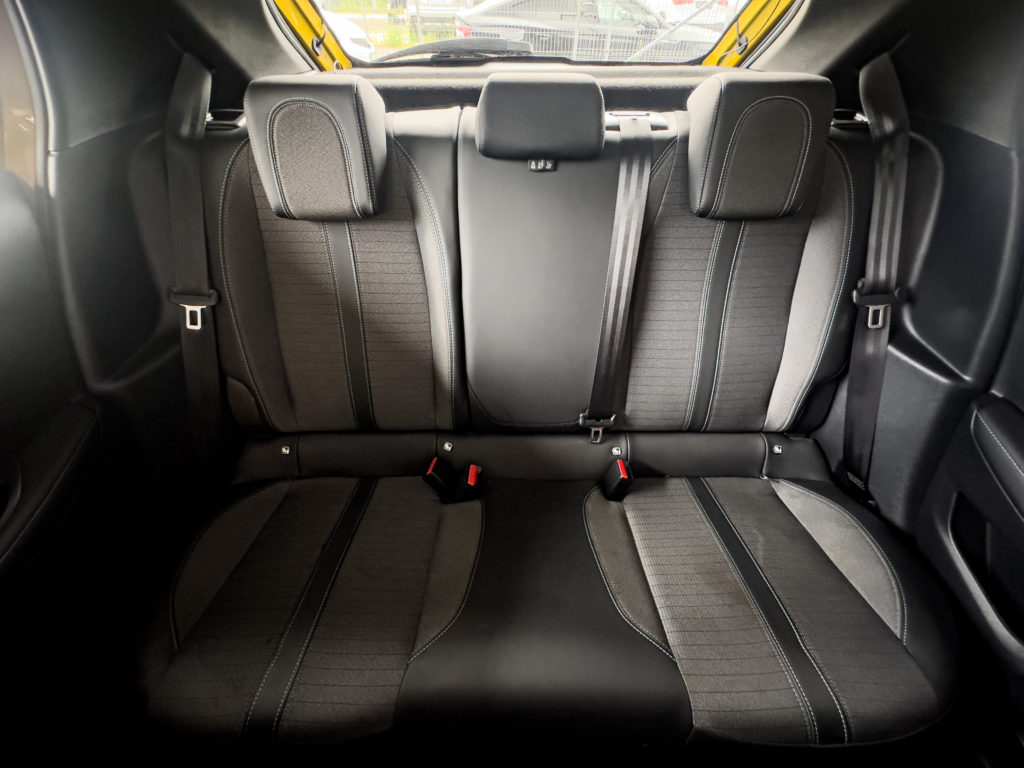 Peugeot 208 1.2 PureTech Allure Pack S&S EAT8