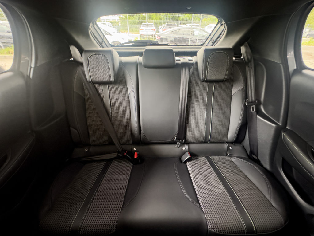 Peugeot 208 1.2 PureTech GT Line S&S