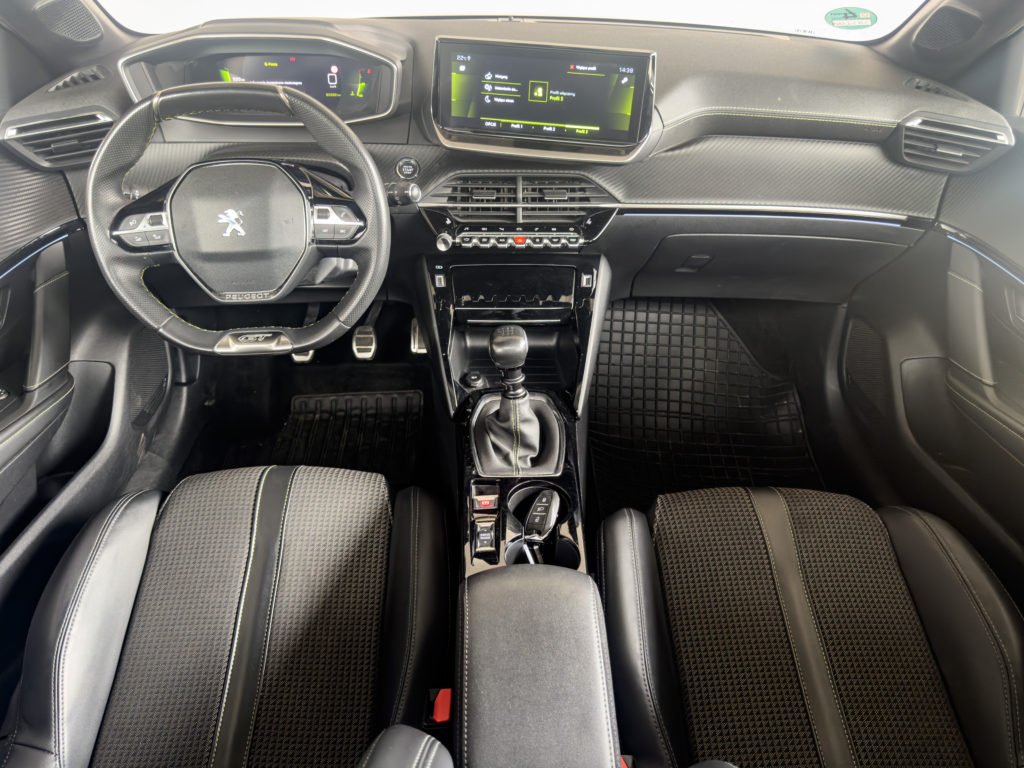 Peugeot 208 1.2 PureTech GT Line S&S
