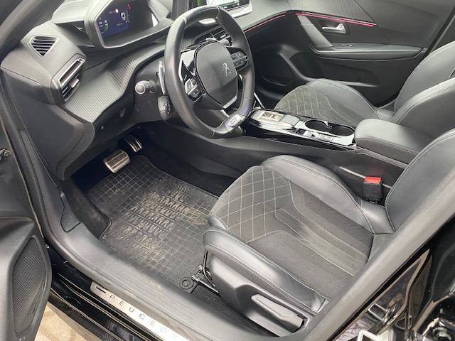 Peugeot 208 1.2 PureTech GT Line S&S EAT8