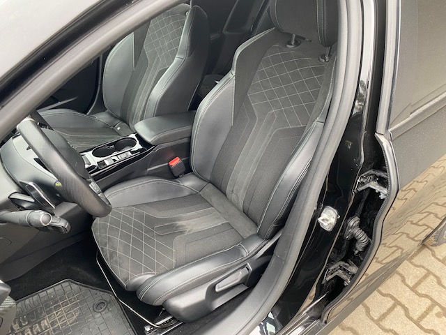 Peugeot 208 1.2 PureTech GT Line S&S EAT8