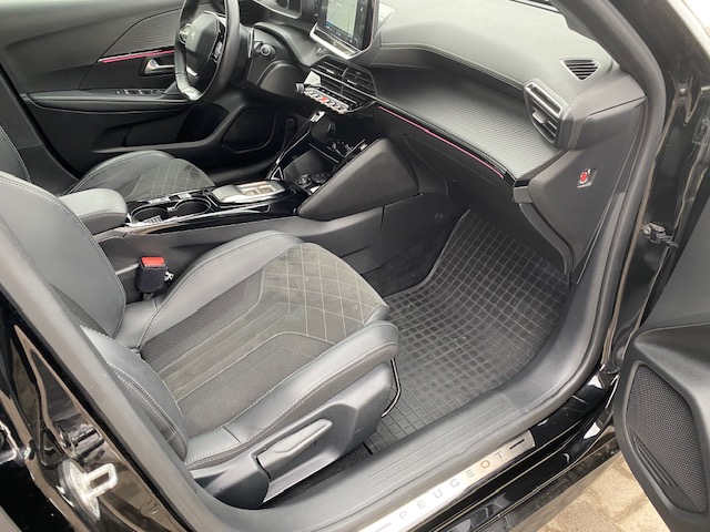 Peugeot 208 1.2 PureTech GT Line S&S EAT8