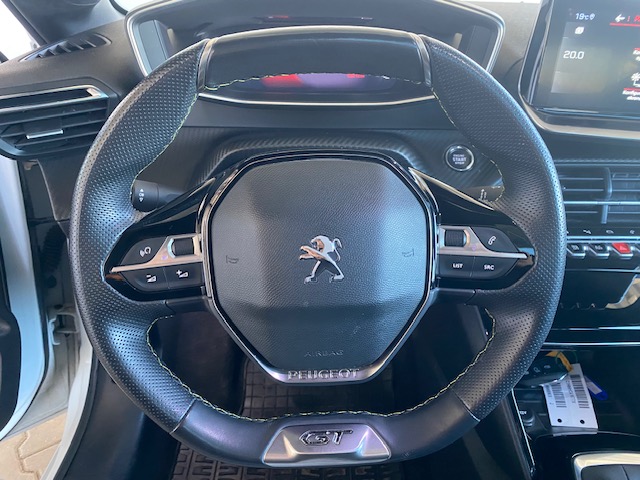 Peugeot 208 1.2 PureTech GT Line S&S