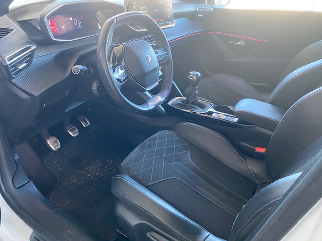 Peugeot 208 1.2 PureTech GT Line S&S