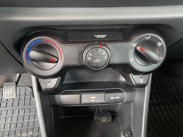 Kia Picanto 1.0 M