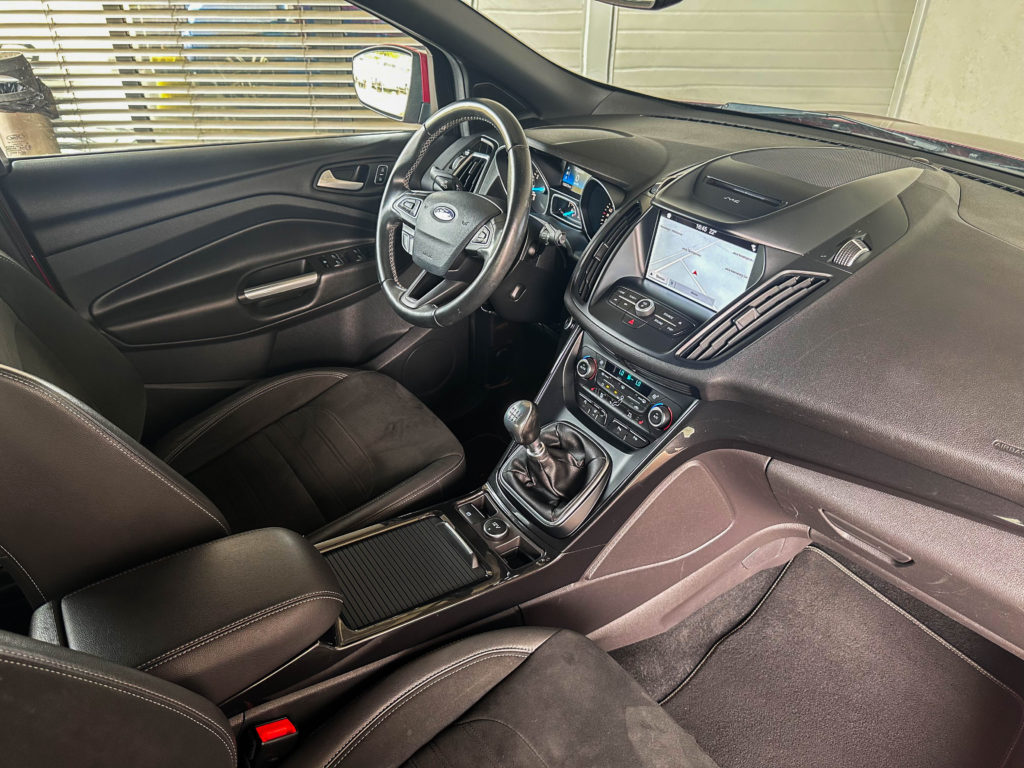 Ford Kuga 1.5 EcoBoost ST-Line