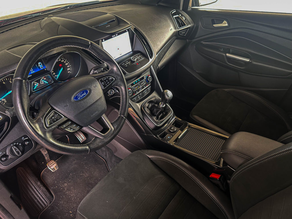 Ford Kuga 1.5 EcoBoost ST-Line
