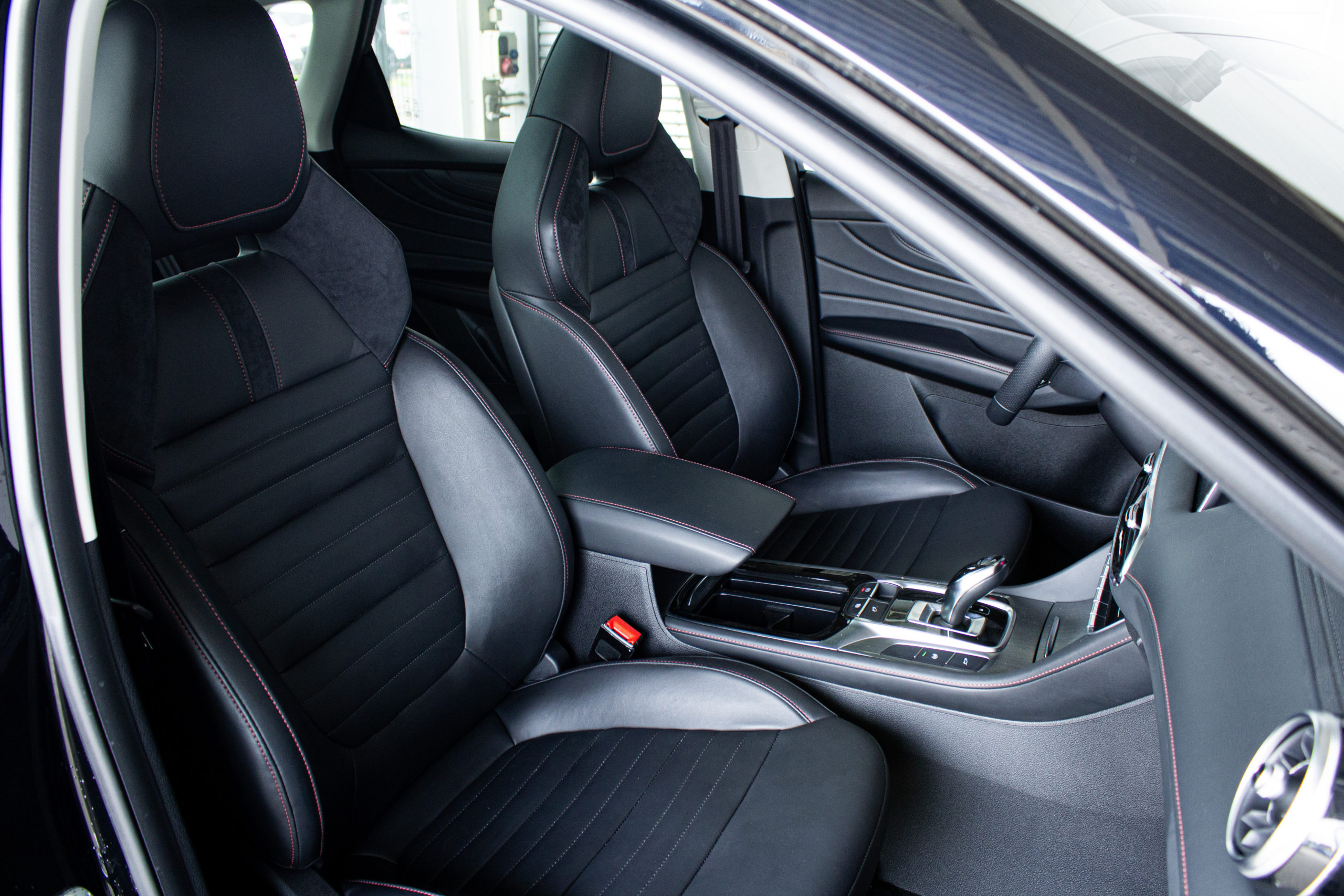 MG HS 1.5 T-GDI Exclusive DCT