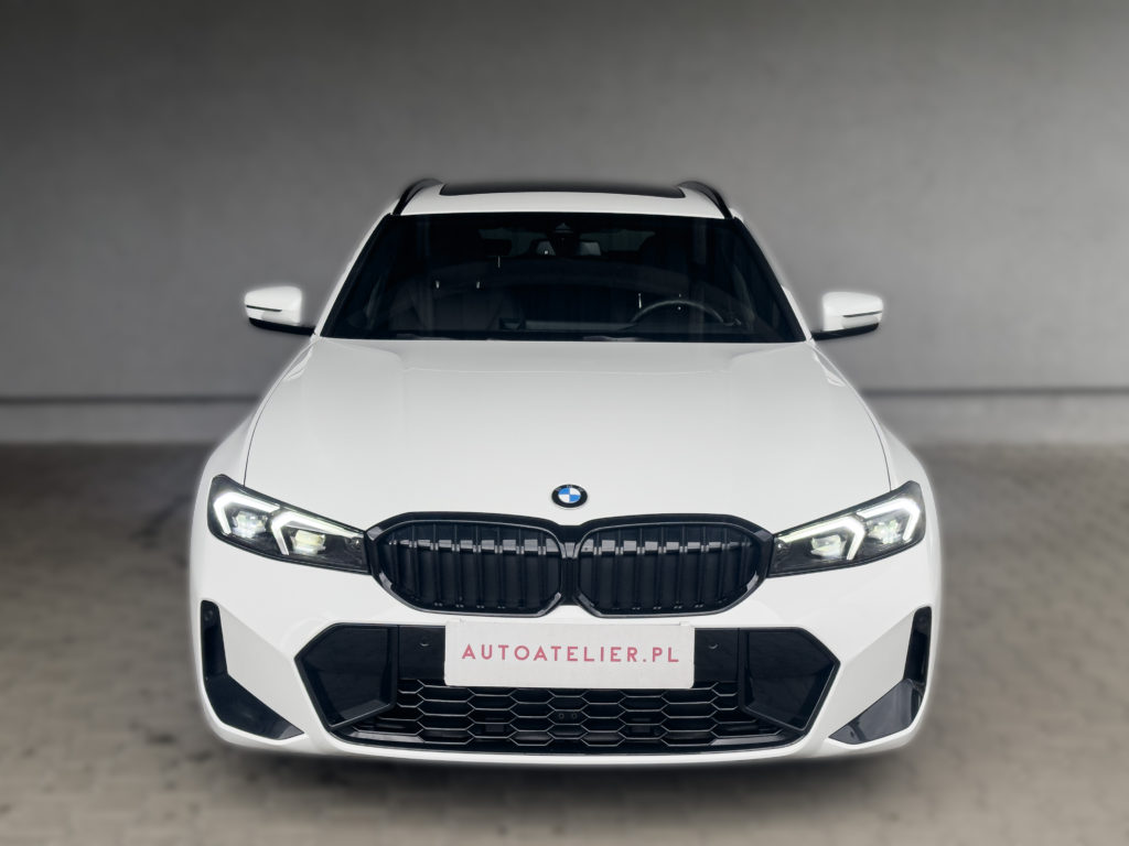 BMW Seria 3 318i Touring M Sport