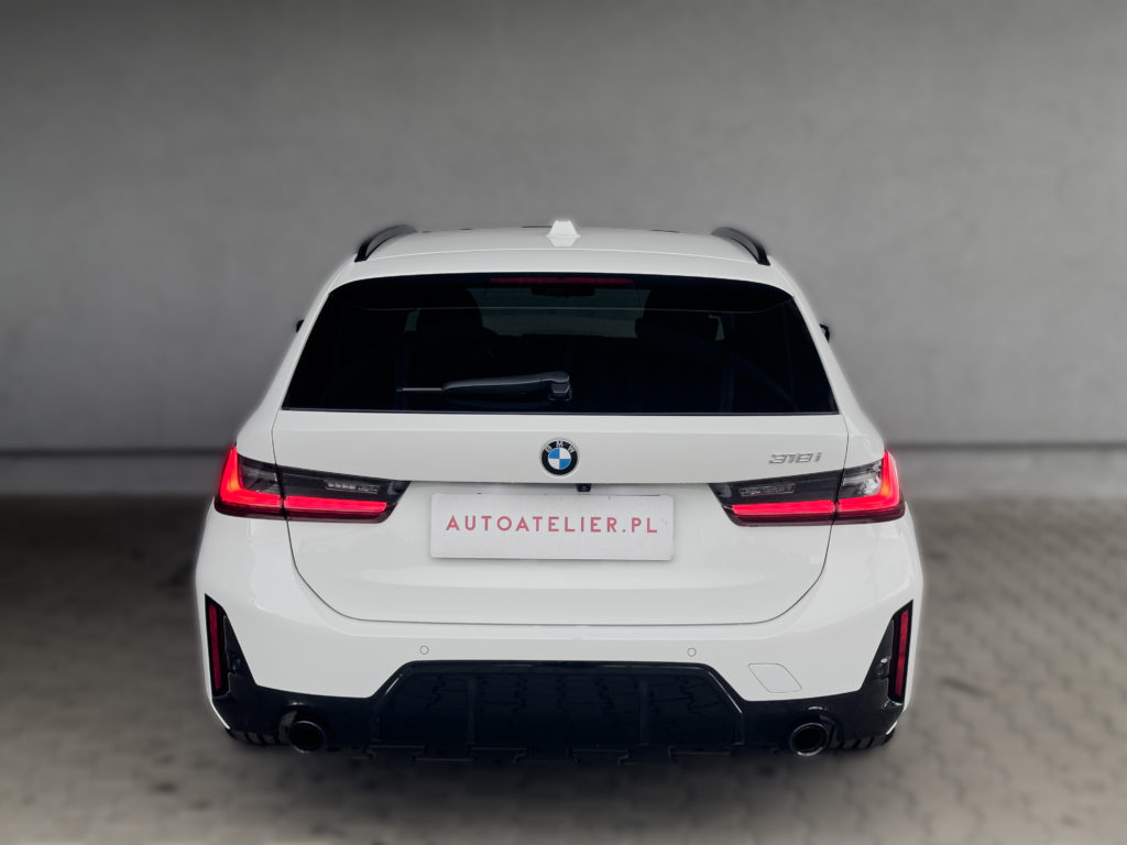BMW Seria 3 318i Touring M Sport