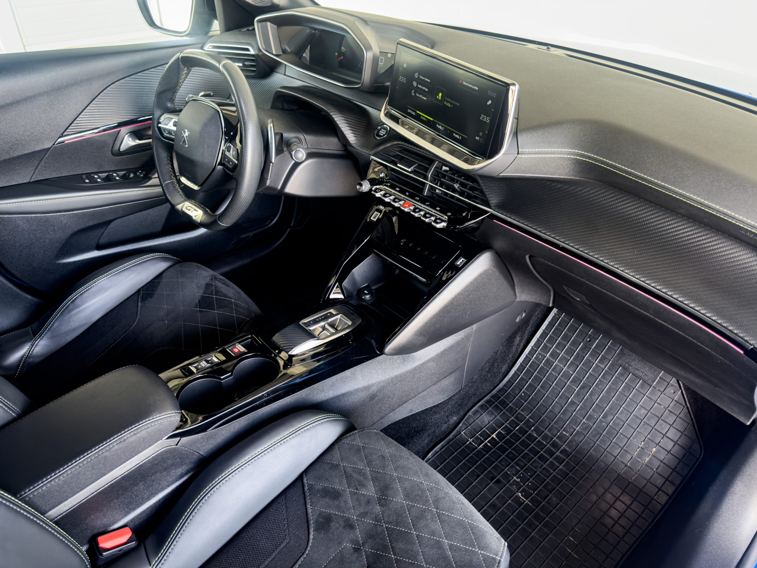 Peugeot 208 1.2 PureTech GT Line S&S EAT8