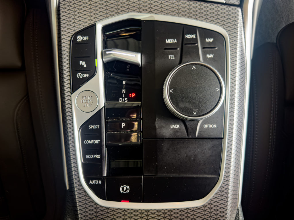 BMW Seria 3 318i Touring M Sport