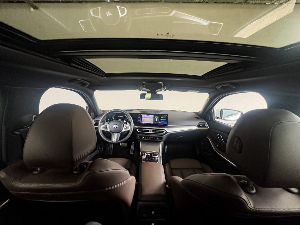 BMW Seria 3 318i Touring M Sport