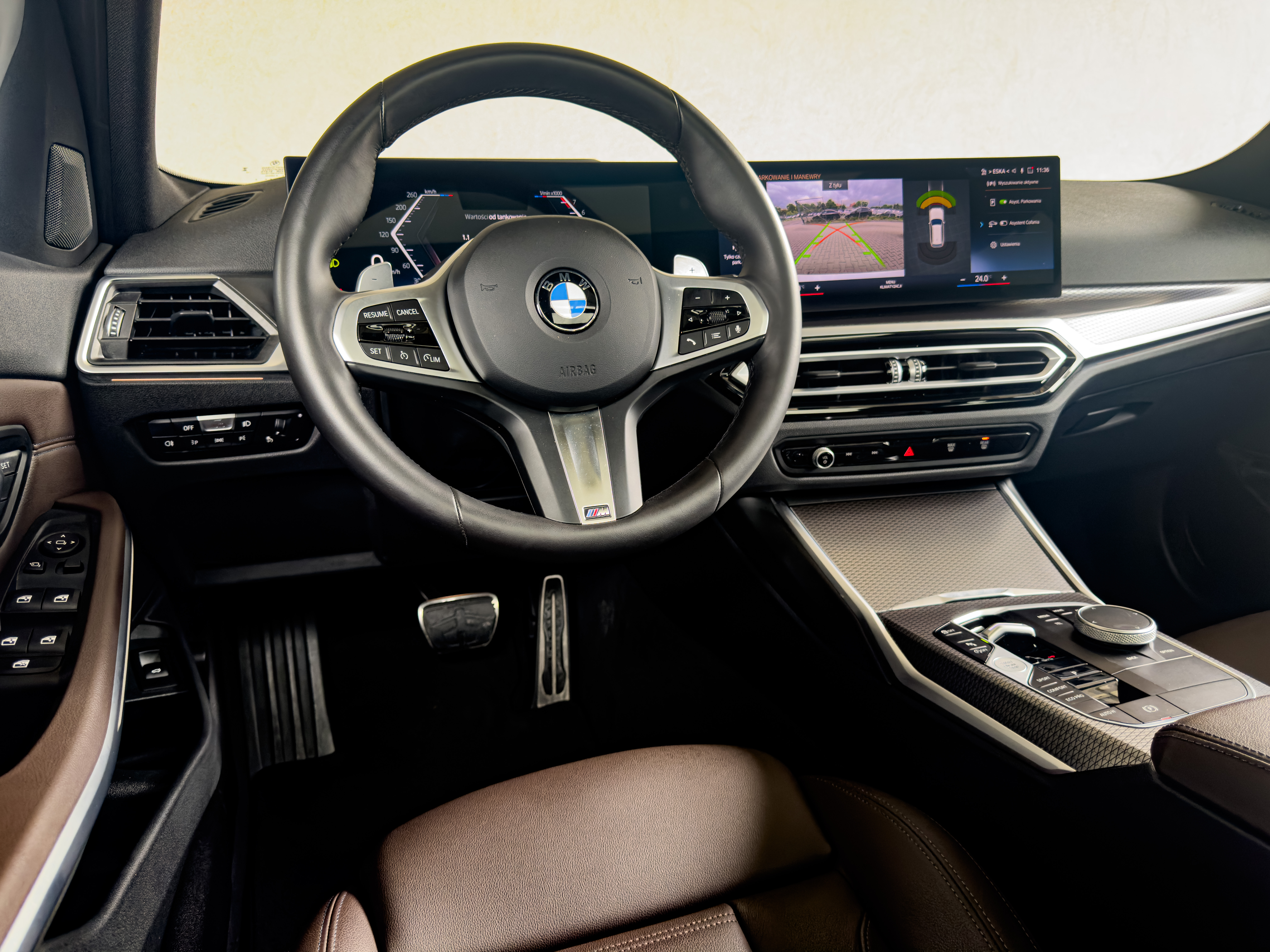 BMW Seria 3 318i Touring M Sport