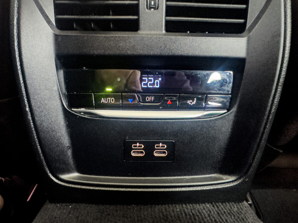 BMW Seria 3 318i Touring M Sport