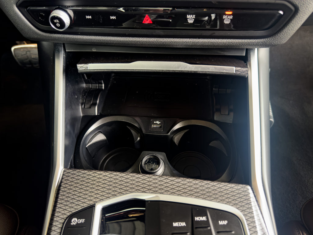 BMW Seria 3 318i Touring M Sport