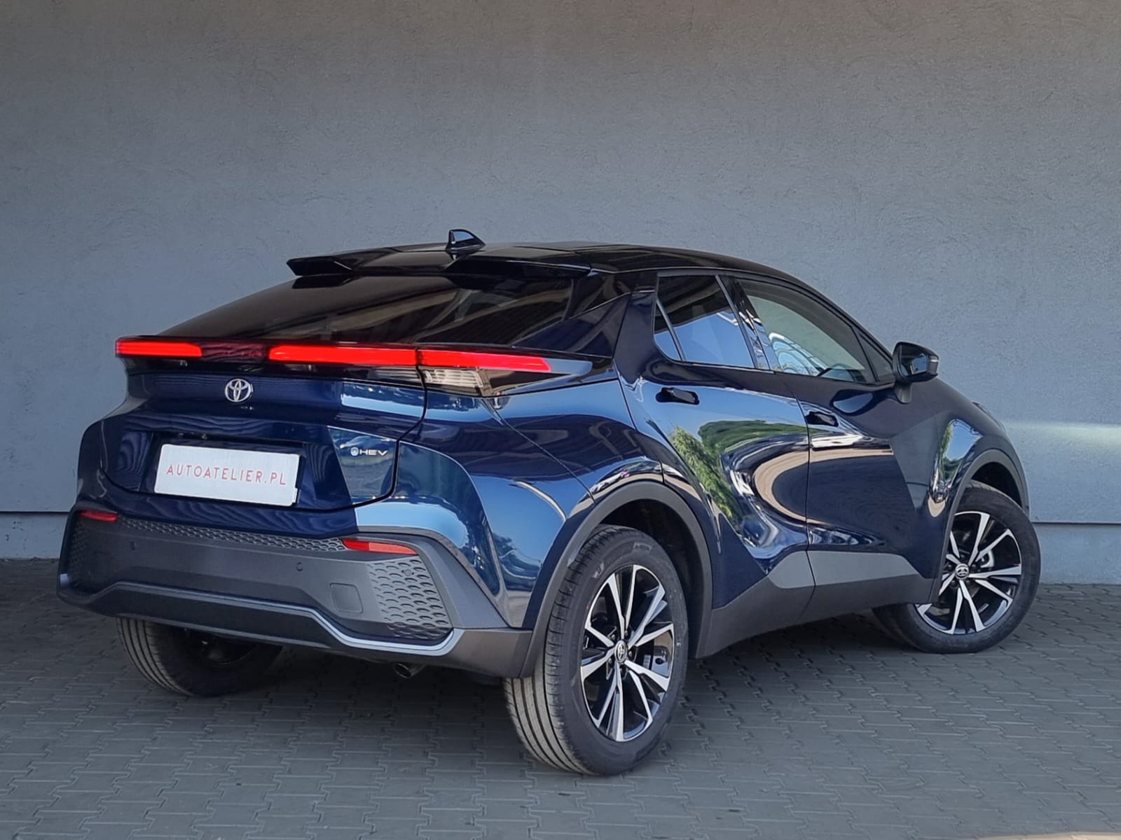 Toyota C-HR Style 2.0 VVT-i Hybrid 197 KM