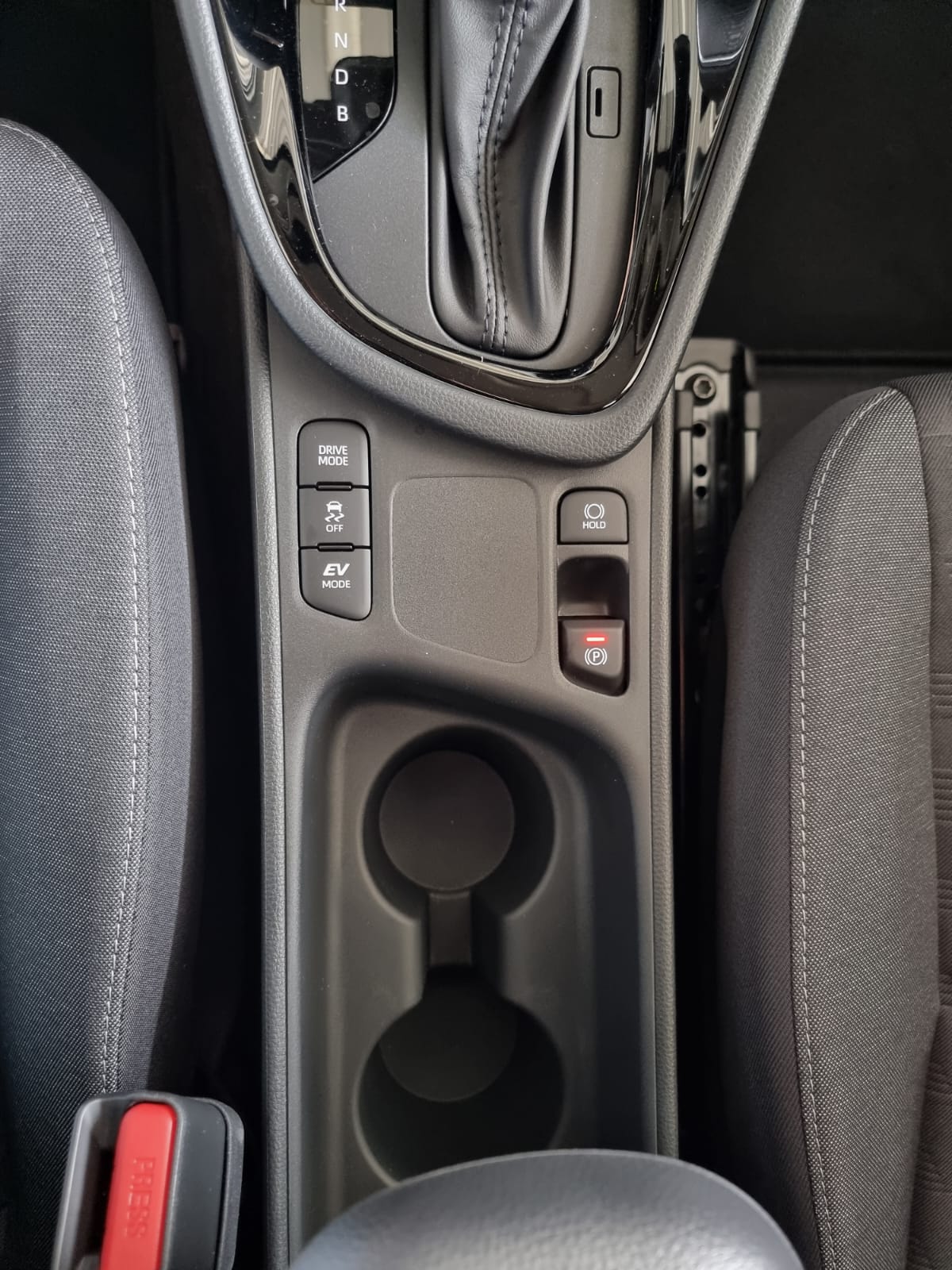 Toyota Yaris Hybrid 116 1.5 VVT-i Teamplayer