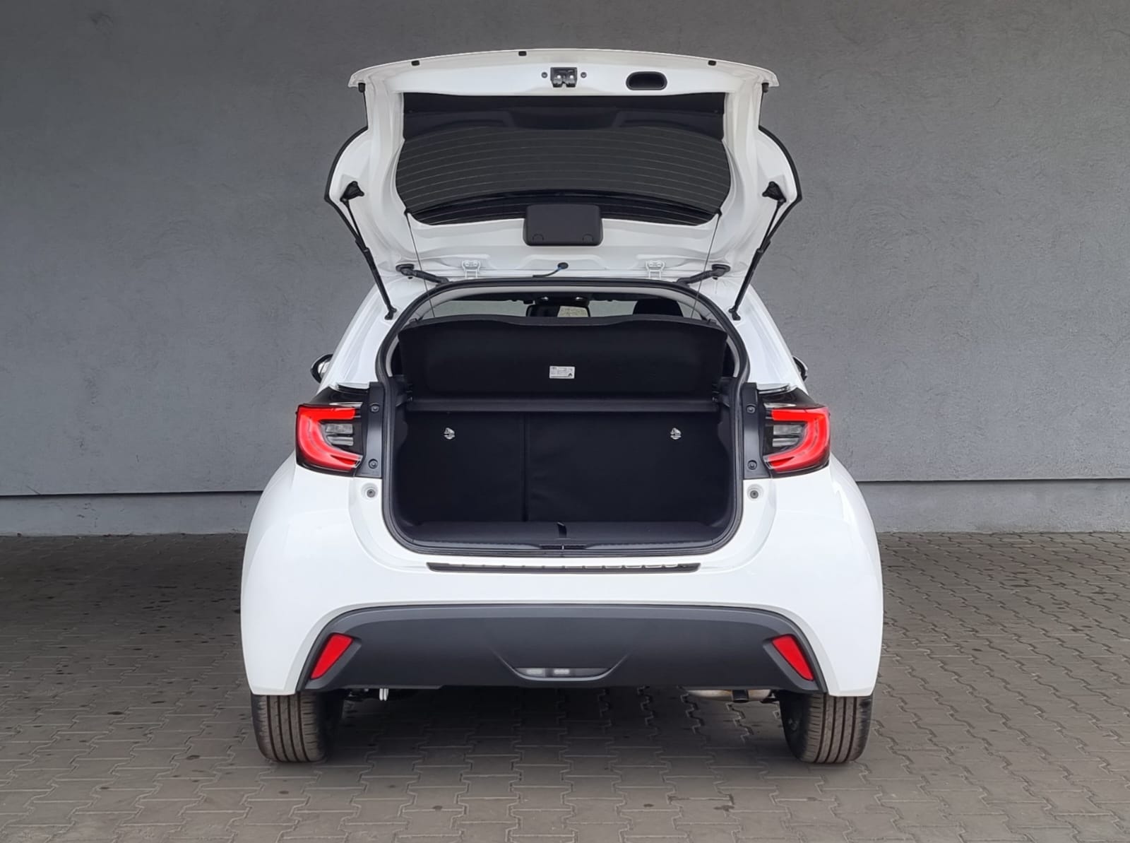 Toyota Yaris Hybrid 116 1.5 VVT-i Teamplayer