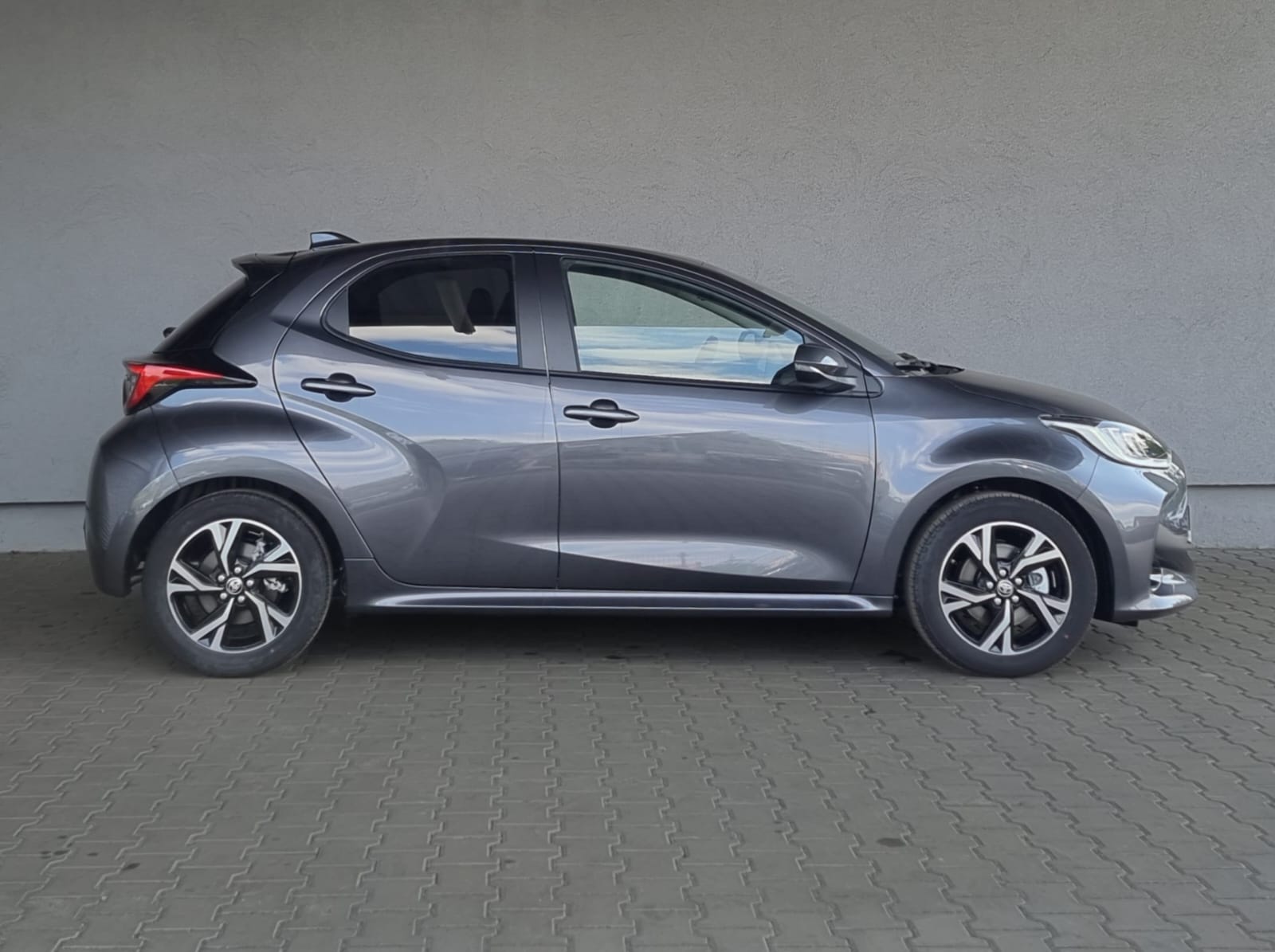 Toyota Yaris Hybrid 116 1.5 VVT-i Teamplayer