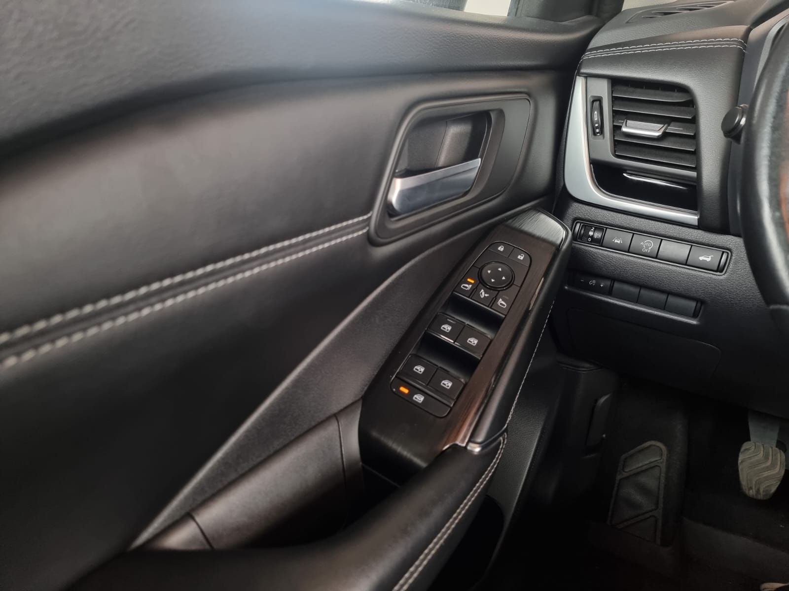 Nissan Qashqai 1.3 DIG-T N-Connecta EU6d