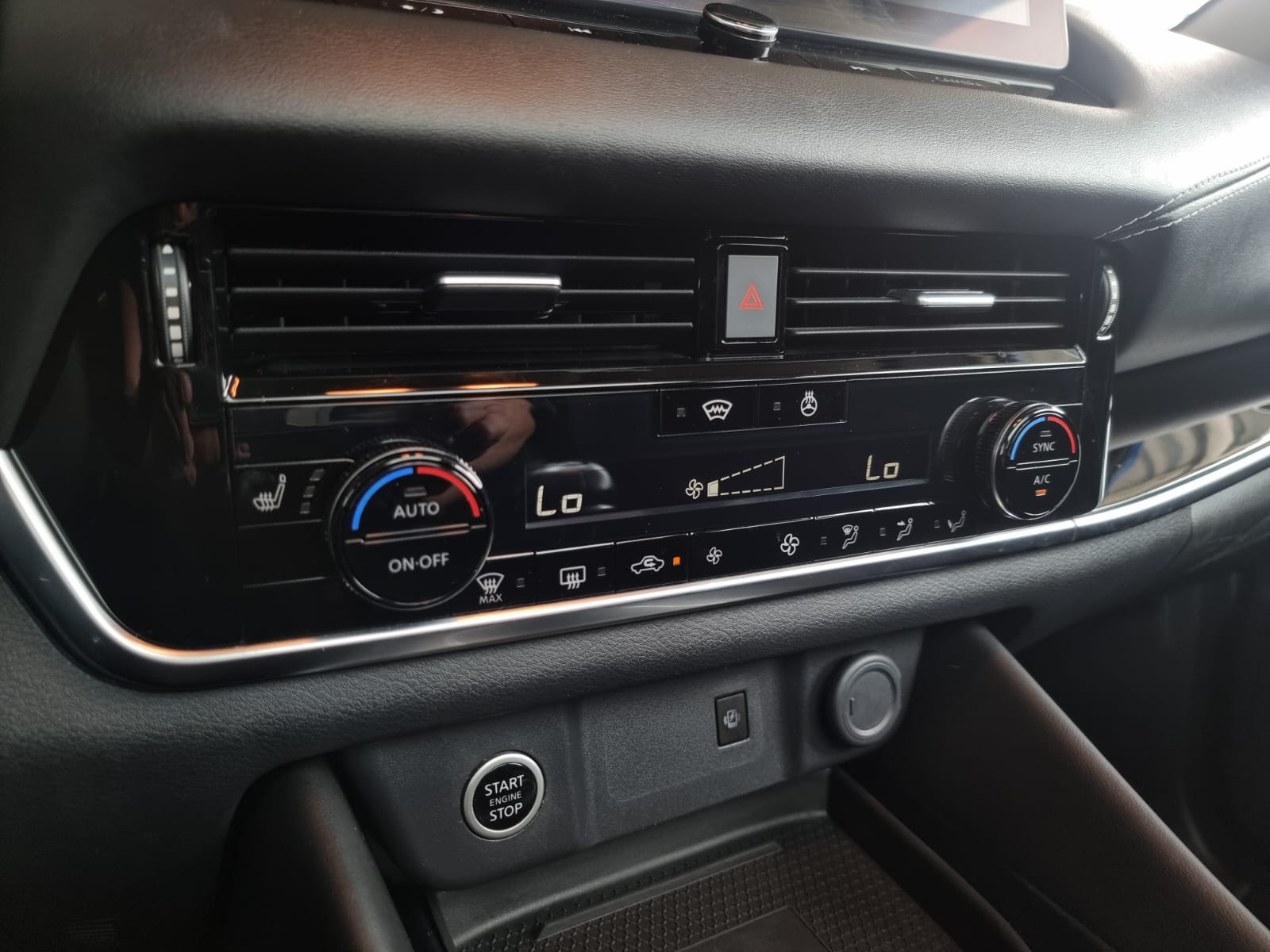 Nissan Qashqai 1.3 DIG-T N-Connecta EU6d