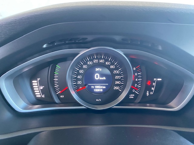 Volvo V40 Cross Country T3 Drive-E Base