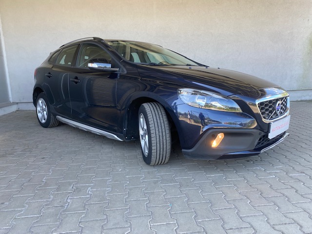 Volvo V40 Cross Country T3 Drive-E Base
