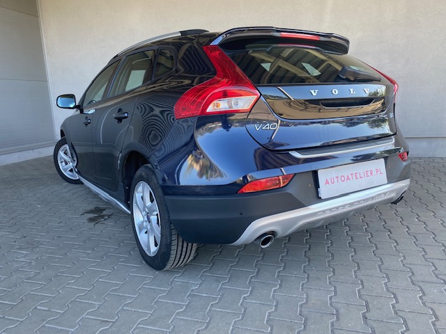 Volvo V40 Cross Country T3 Drive-E Base