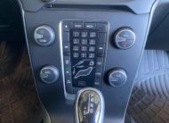 Volvo V40 Cross Country T3 Drive-E Base