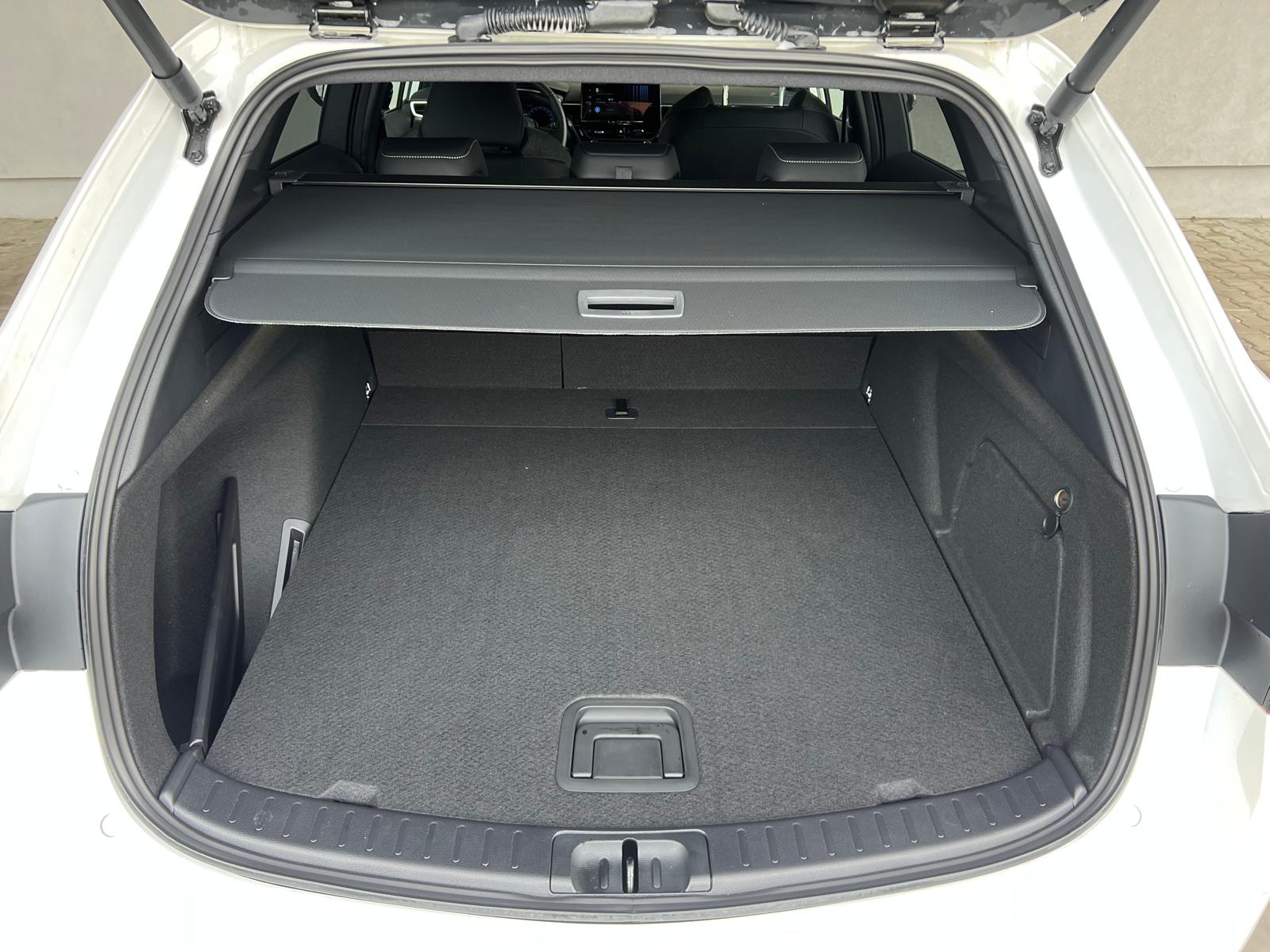 Toyota Corolla Touring Sports Style