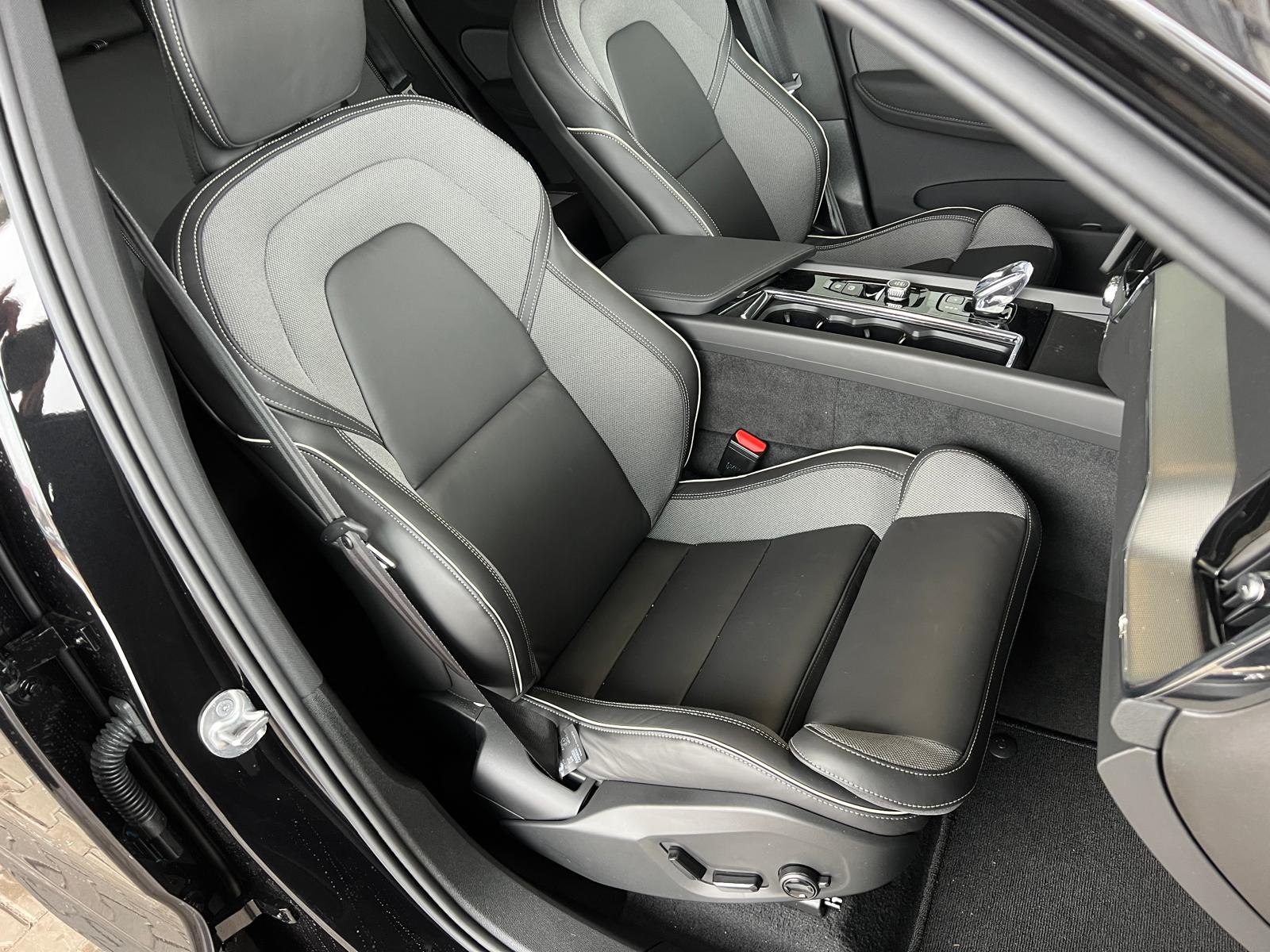 Volvo XC 60 T8 Plug-In Hybrid AWD Plus Black Edition