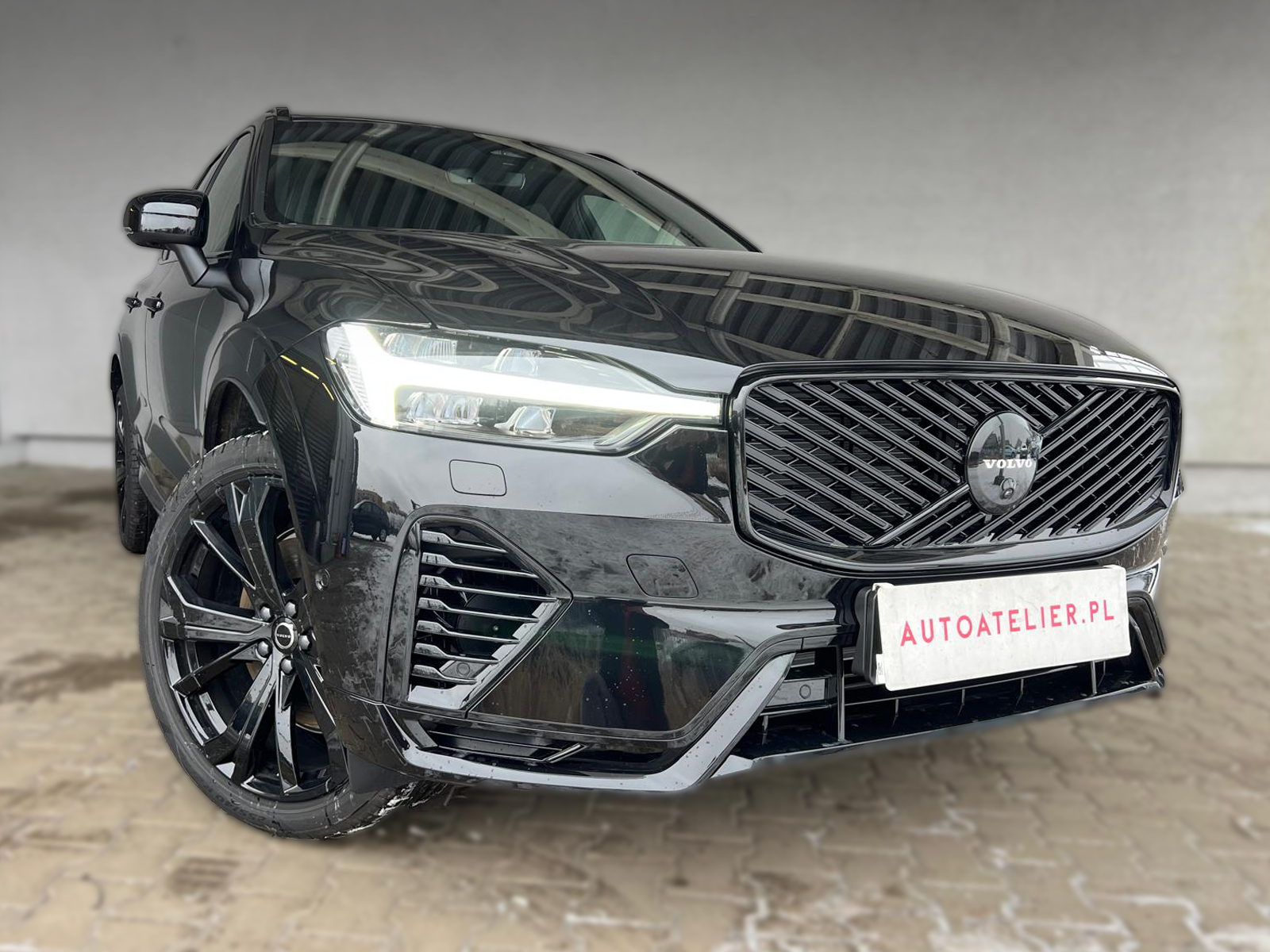 Volvo XC 60 T8 Plug-In Hybrid AWD Plus Black Edition