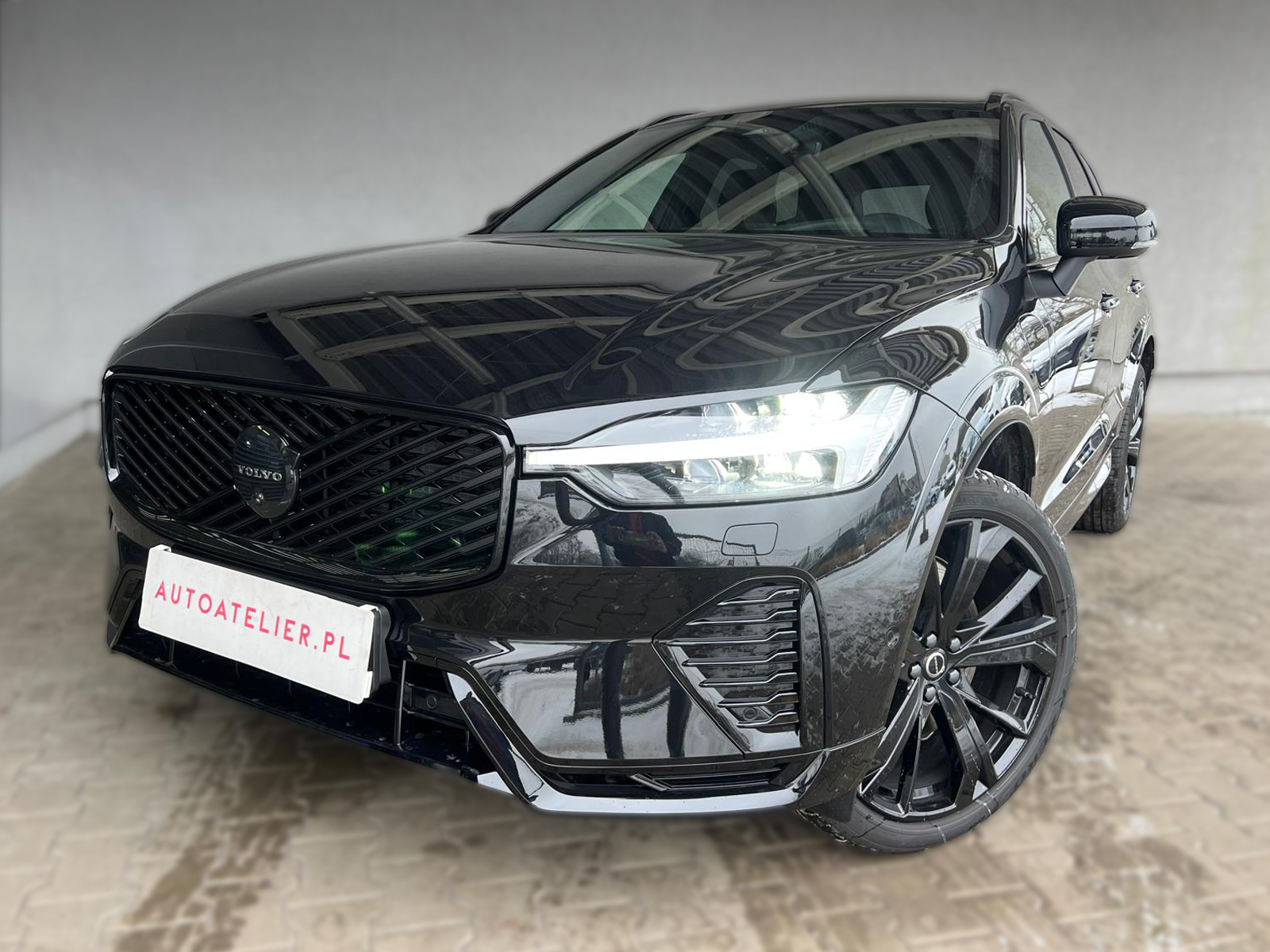 Volvo XC 60 T8 Plug-In Hybrid AWD Plus Black Edition